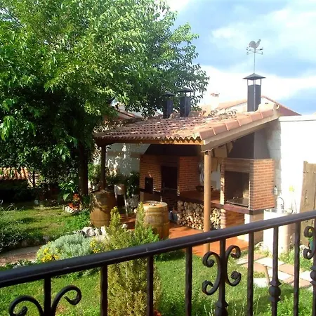 Holiday home El Enebral De Hoces