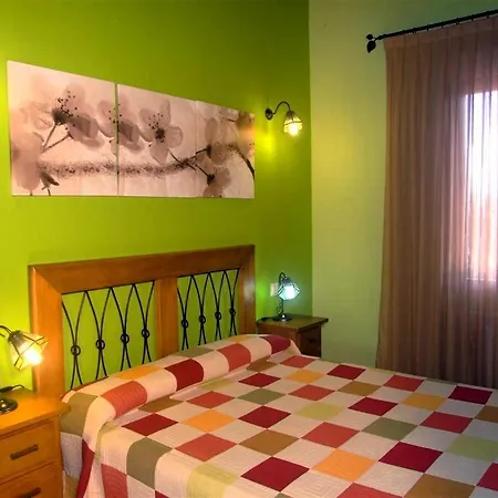 El Enebral De Hoces Holiday home Fuenterrebollo